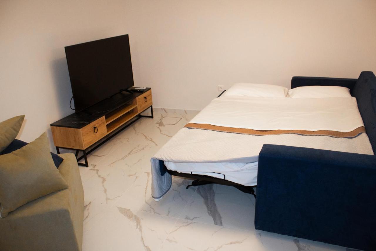 Elias Studio - Near To The Port Of Rafina And The Airport Of Athens Agios Spyridon  Exterior foto